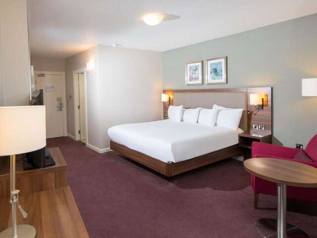 Отель Jurys Inn Galway Голуэй-13